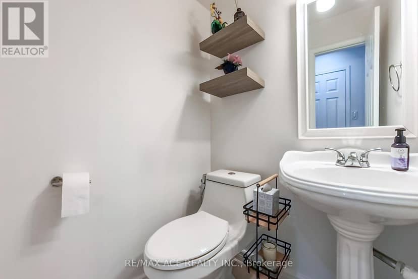 22 - 1525 South Parade Court — photo 16 of 35