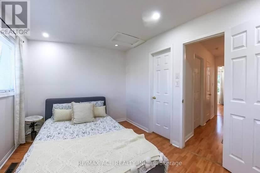 22 - 1525 South Parade Court — photo 25 of 35