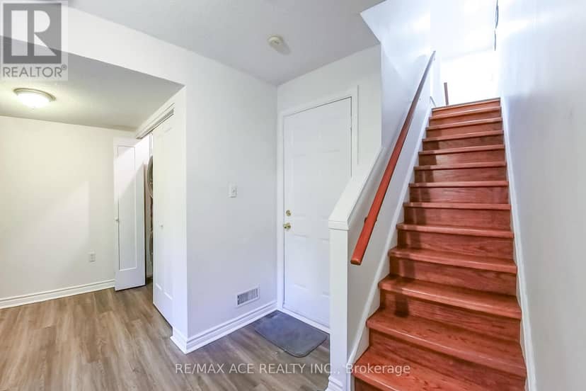 22 - 1525 South Parade Court — photo 29 of 35