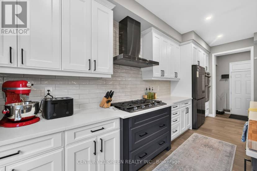 1570 Severn Drive — photo 21 of 40