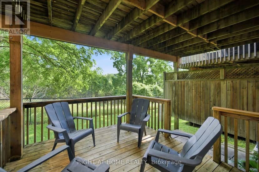 7 - 582 Hyde Park Road — photo 28 of 33