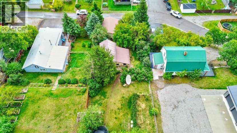 20638 24 Avenue — photo 38 of 40