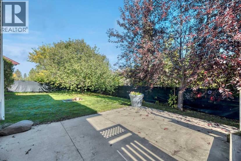 4 Aspen Landing, Strathmore, photo 5