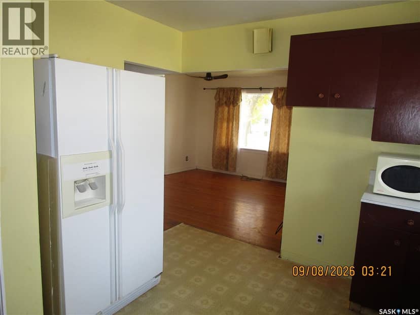 215 Dominion Road, Assiniboia, photo 7