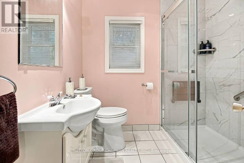 605 Kingsway Avenue — photo 25 of 40