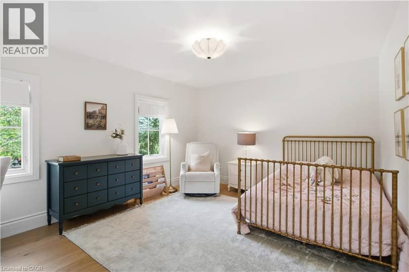 890 FOREST GLEN Avenue — photo 31 of 40