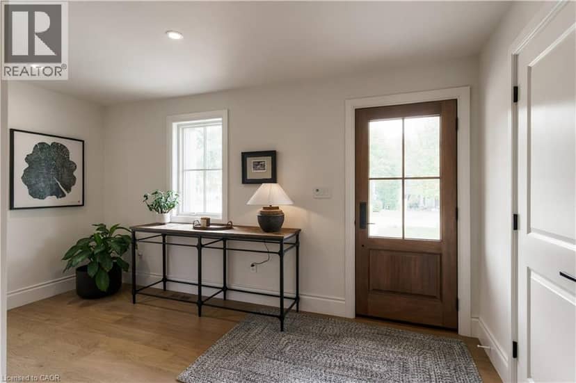 890 FOREST GLEN Avenue, Burlington, photo 5