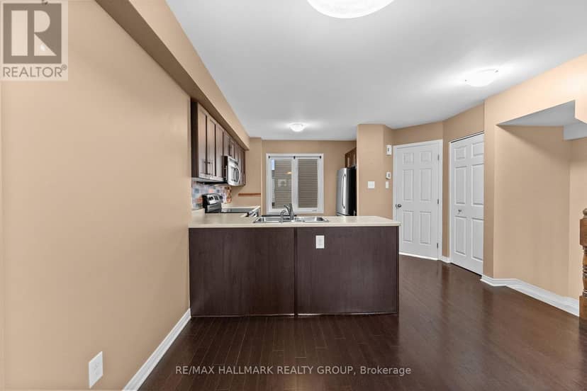584 Simran Private — photo 29 of 40