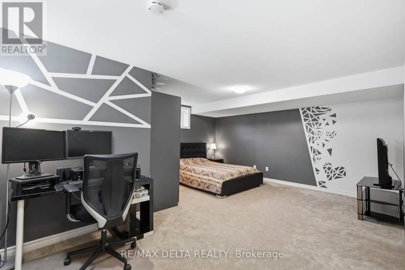 275 De L'etang Street — photo 17 of 27
