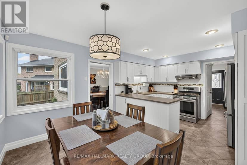 125 Margaret Place — photo 21 of 40