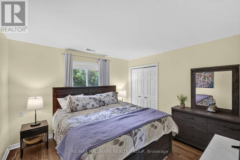 125 Margaret Place — photo 31 of 40