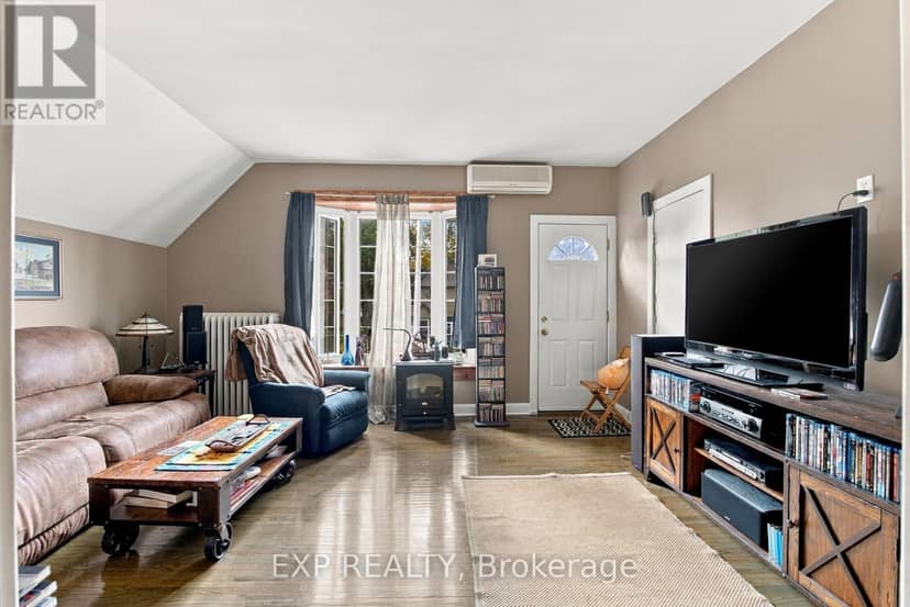 61 Princess Street — photo 25 of 37