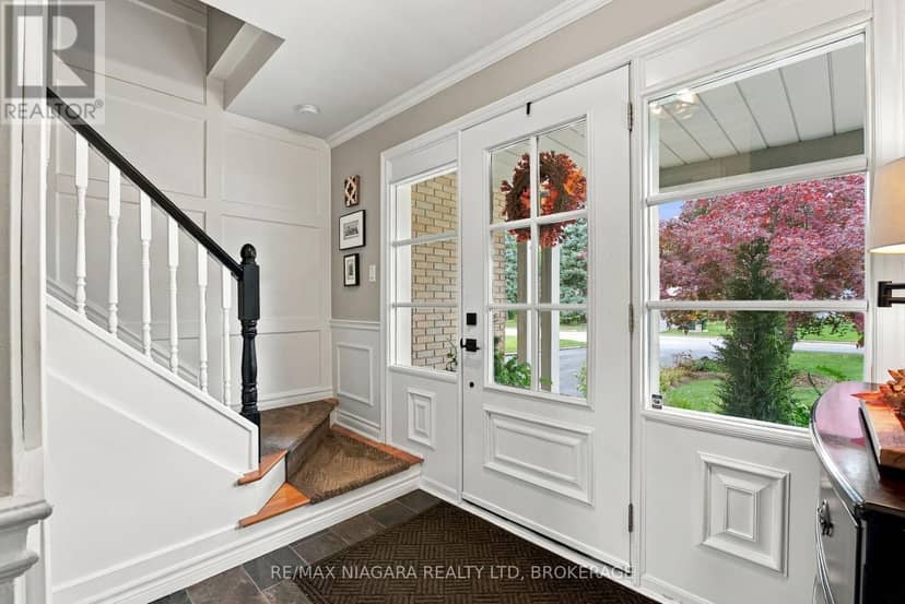 7 Colonel Butler Crescent — photo 10 of 40