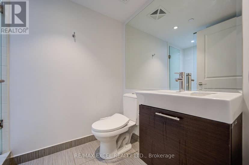 503 - 386 Yonge Street — photo 11 of 40