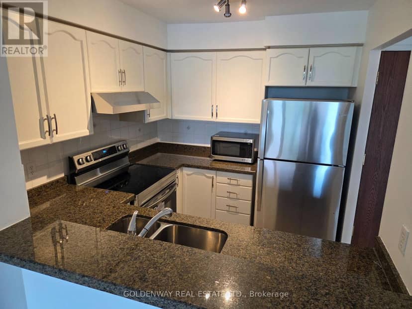 402 - 18 Pemberton Avenue — photo 10 of 24