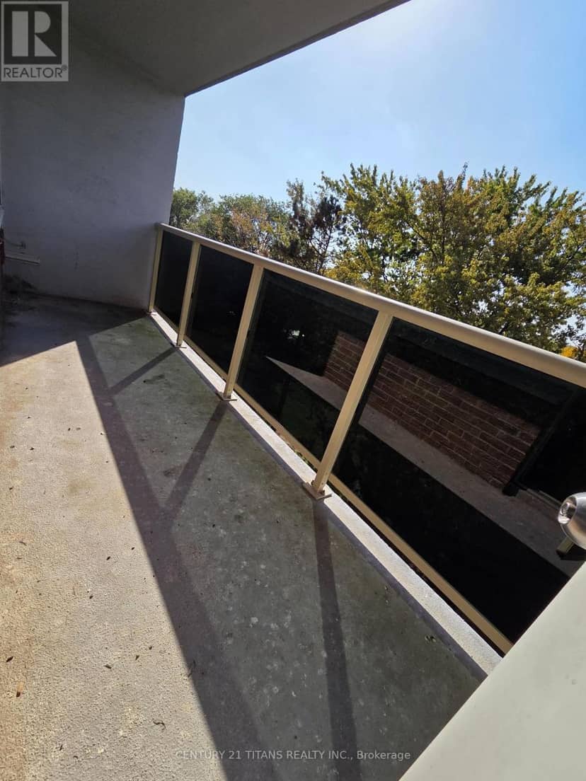 510 - 270 Palmdale Drive — photo 19 of 40