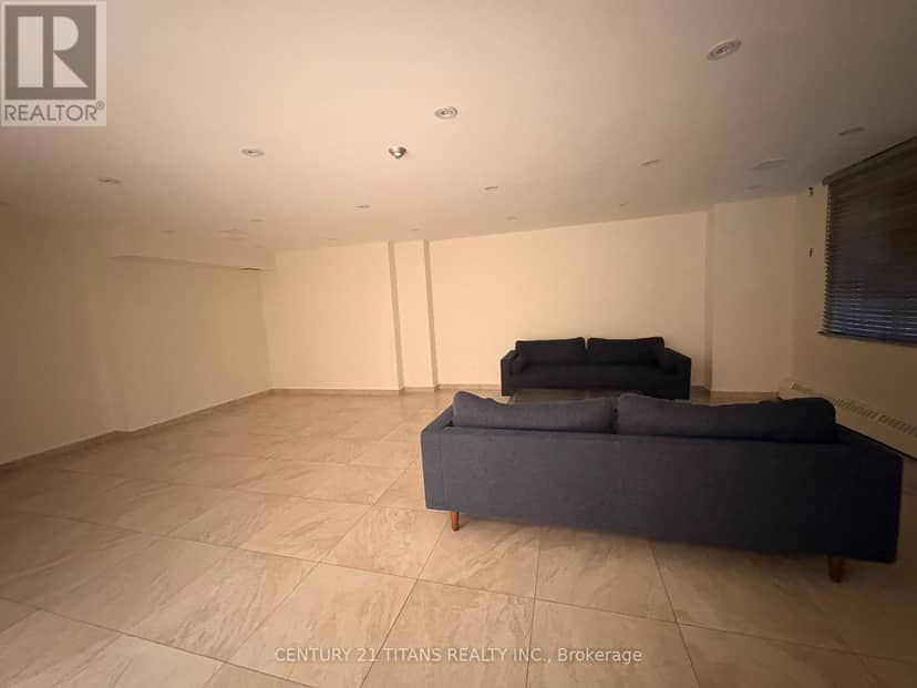 510 - 270 Palmdale Drive — photo 30 of 40