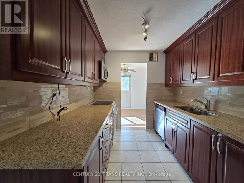 510 - 270 Palmdale Drive, Toronto, photo 4