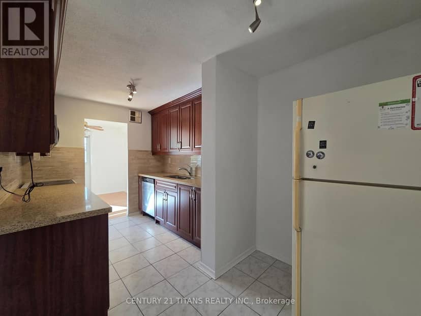 510 - 270 Palmdale Drive, Toronto, photo 5