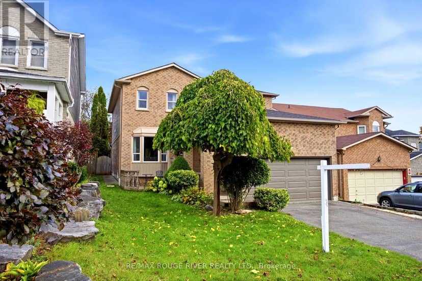 7 Greenview Court, Whitby, photo 2