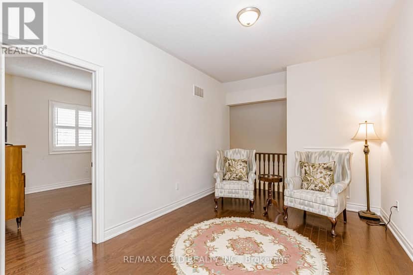10 Falkland Road — photo 25 of 40