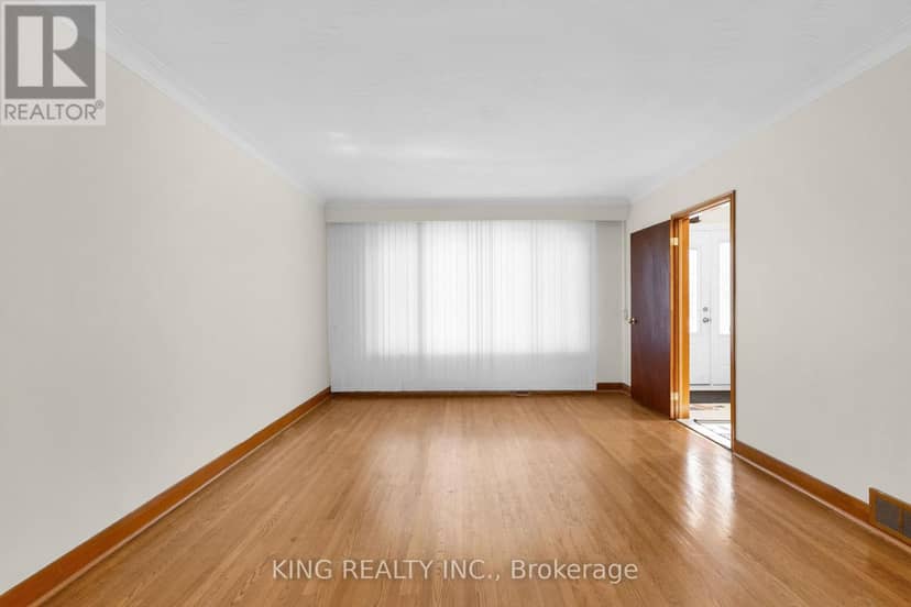 2604 Keele Street, Toronto, photo 6