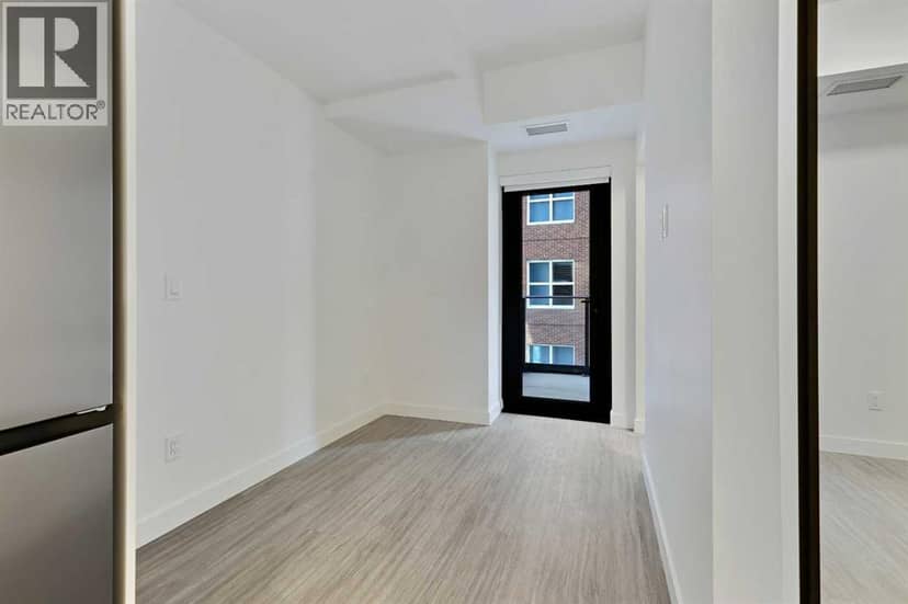 810, 730 2 Avenue SW — photo 17 of 32
