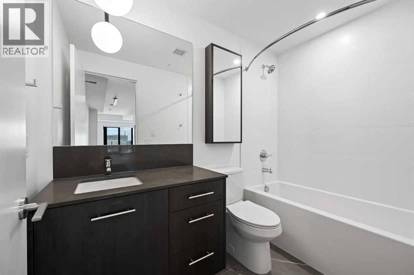 704, 730 2 Avenue SW — photo 9 of 28