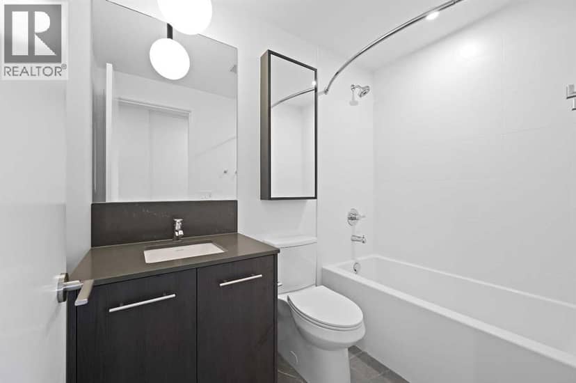 511, 730 2 Avenue SW — photo 25 of 39