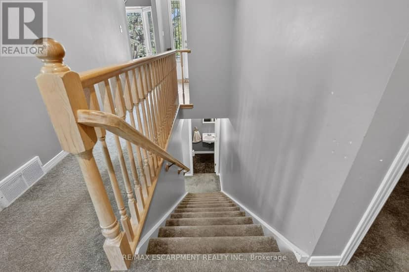 13 Barton Street — photo 28 of 40