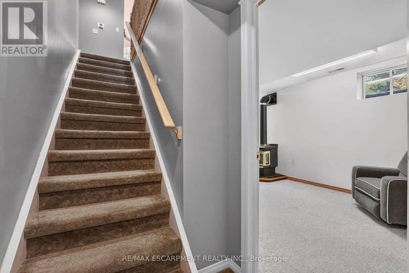 13 Barton Street — photo 29 of 40