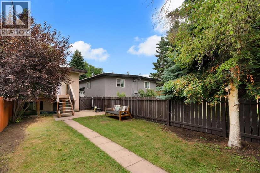 431 37 Street SW — photo 30 of 37
