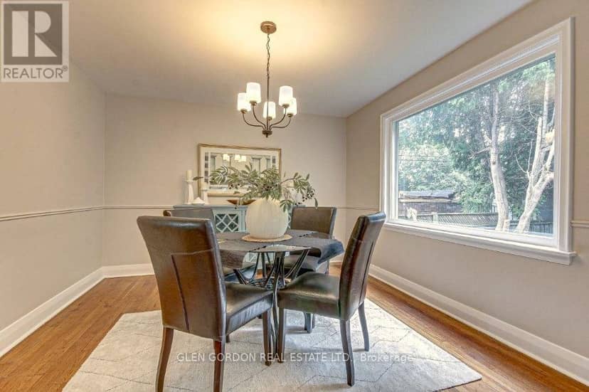 595 Victoria Street, London East, photo 7