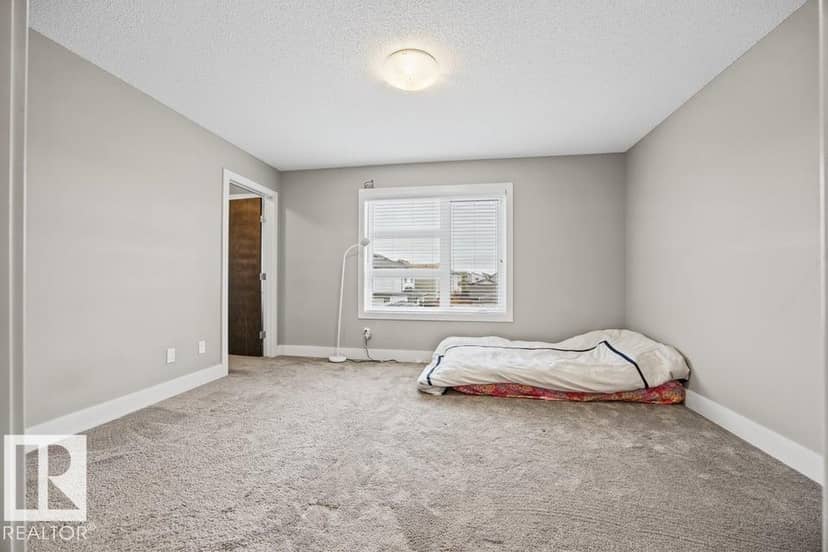 7627 181 AV NW — photo 19 of 40