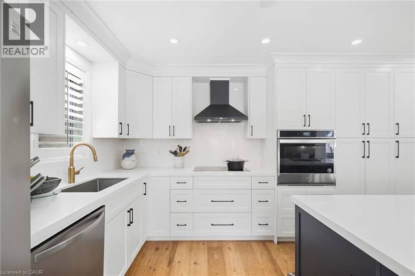 303 WEBSTER Road — photo 9 of 38