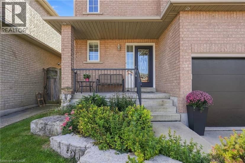303 WEBSTER Road, Hamilton, photo 3