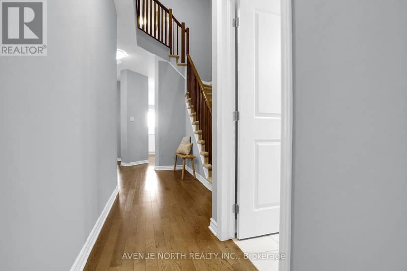 303 Wood Acres Grove, Ottawa, photo 4