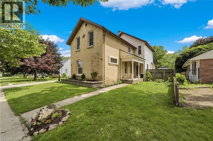 32 CLENCH Avenue — photo 4 of 37