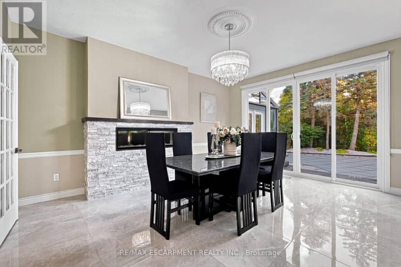 2026 Mississauga Road — photo 12 of 40