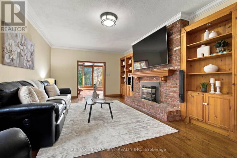 2026 Mississauga Road — photo 13 of 40