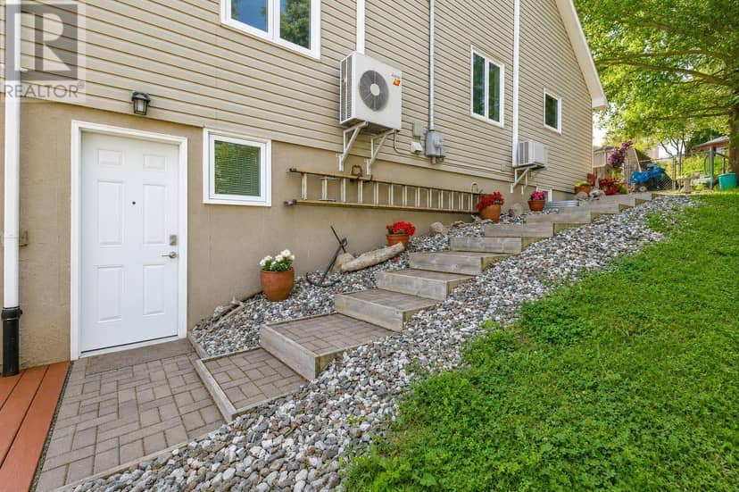 488 Purves Street — photo 40 of 40