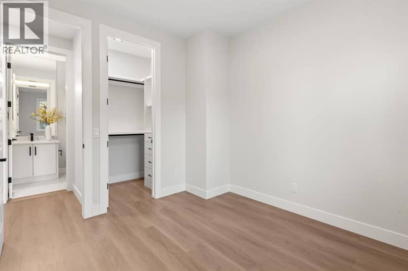 2528 7 Avenue NW — photo 37 of 40