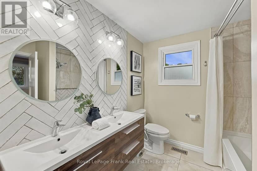 15 Hillier Street — photo 29 of 40