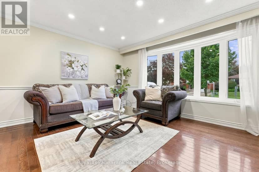 15 Hillier Street — photo 9 of 40
