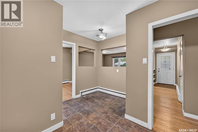 21 Dunning Crescent — photo 11 of 31
