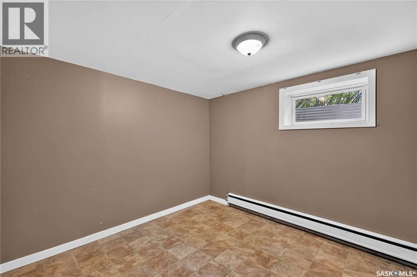 21 Dunning Crescent — photo 24 of 31
