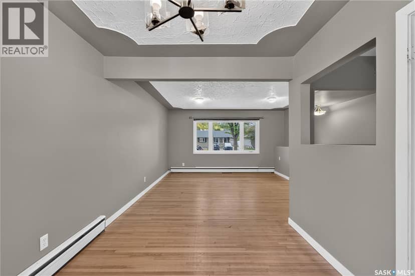 21 Dunning Crescent — photo 7 of 31