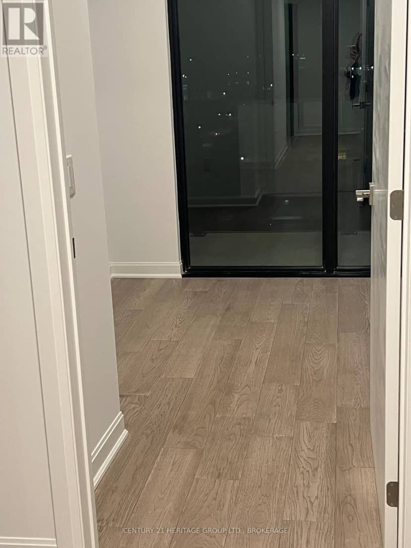 802 - 223 Princess Street — photo 17 of 27