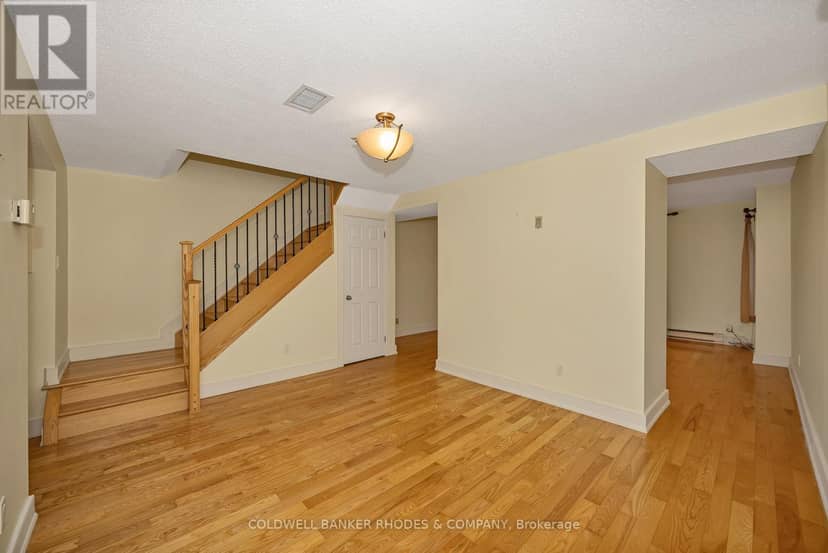 122D - 250 Fountain Place — photo 10 of 40