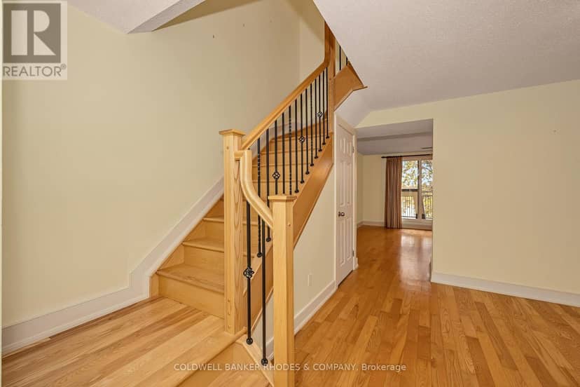 122D - 250 Fountain Place — photo 16 of 40